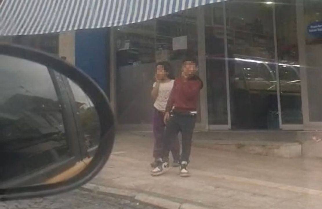 Milas Trafiğinde Çocukların Tehlikeli Oyunu! 4