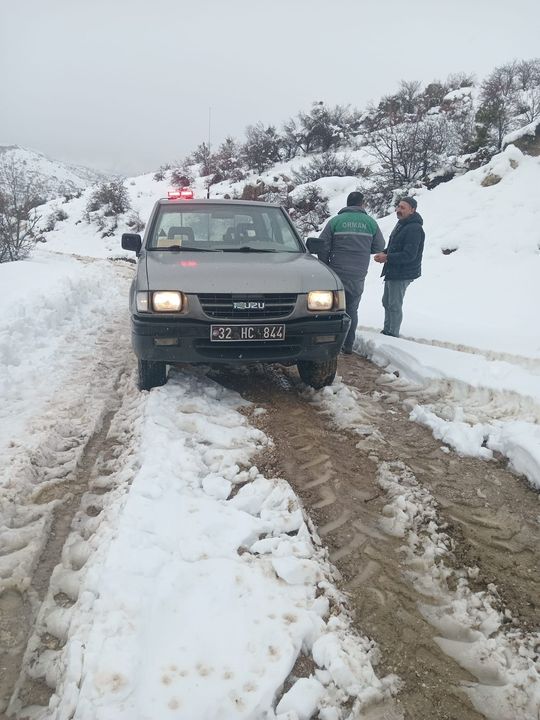 Burdur'da Çoban Sürüsüyle Birlikte Mahsur Kaldı 3