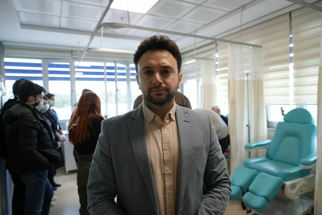 Sinek Larvaları Ile Yaraları Tedavi Ediyorlar  3