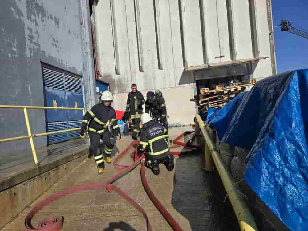 Kırklareli’nde Oyuncak Fabrikası Alev Alev Yandı