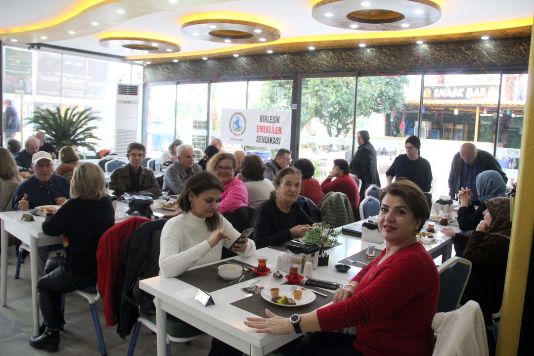 Antalya'da Emekliler Seçimde Gereğini Yapacak 3