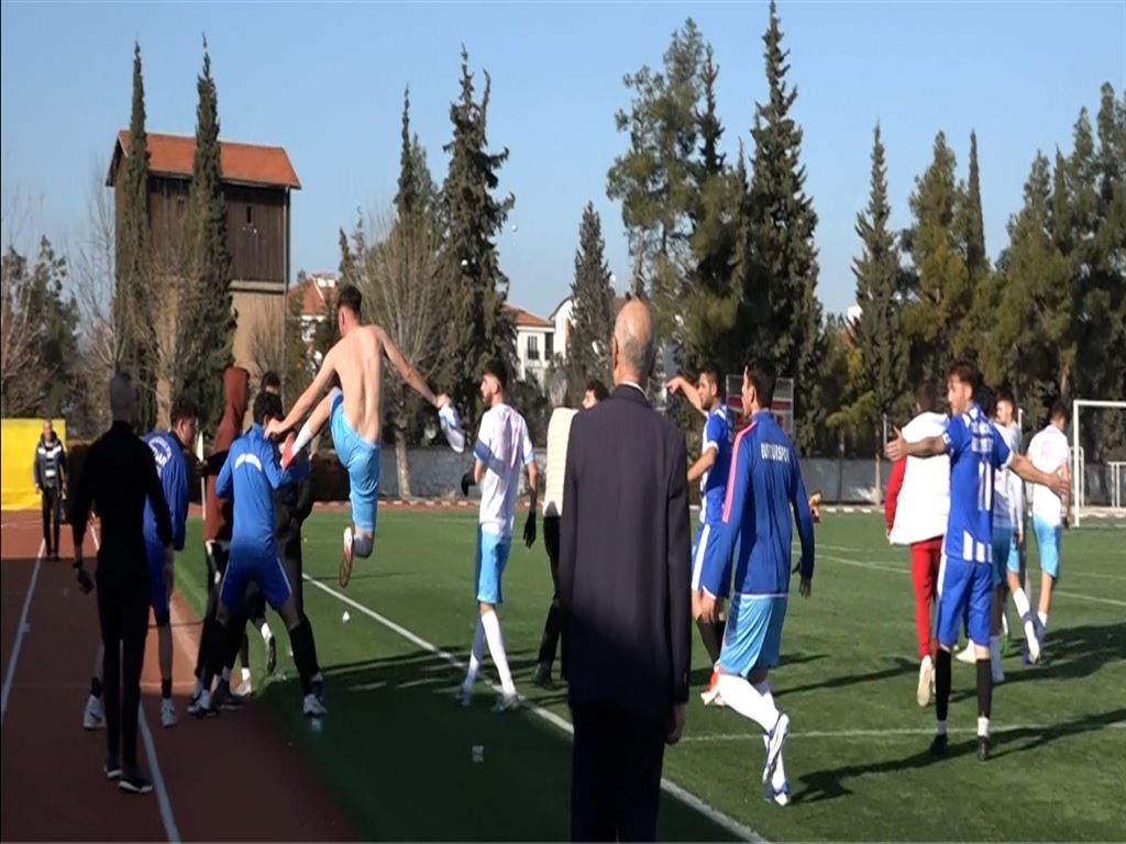 Burdur Amatör Lig Maçında Kırmızı Kartlar Havada Uçuştu