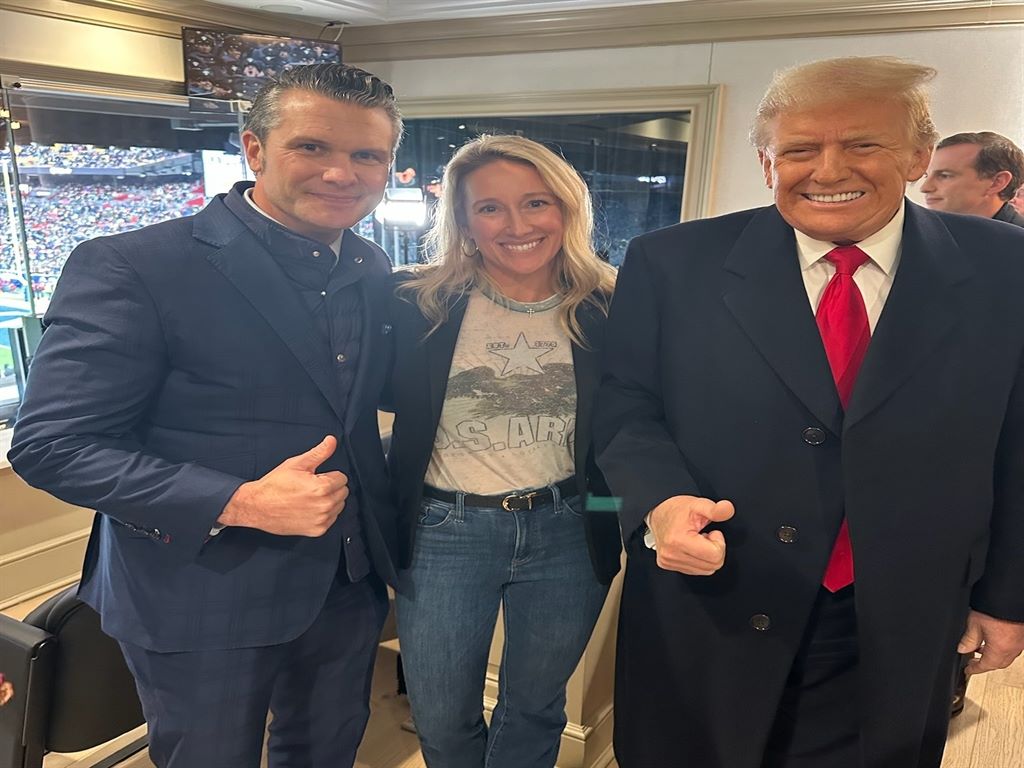 Pete Hegseth ABD’nin Yeni Savunma Bakanı Oldu