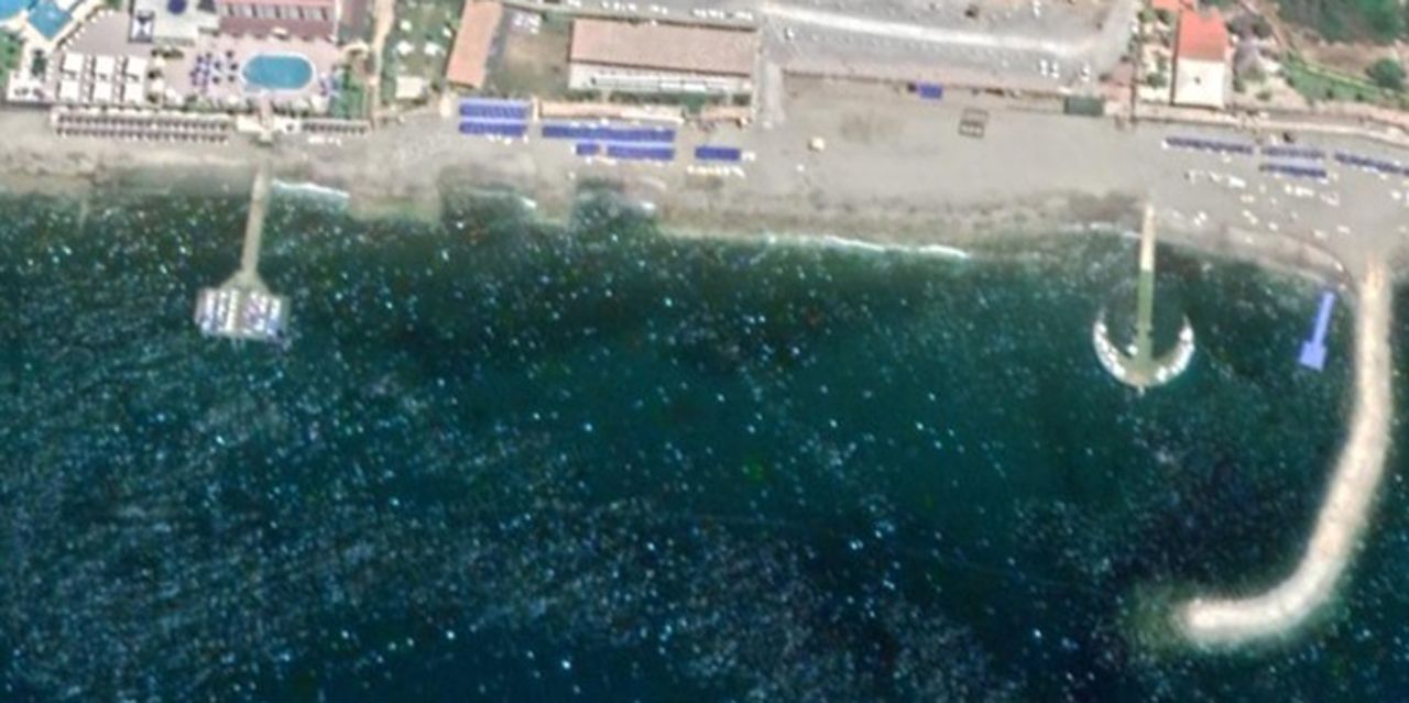 Antalya Denizlerinin İşgali Uydu Fotoğraflarıyla Belgelendi 4