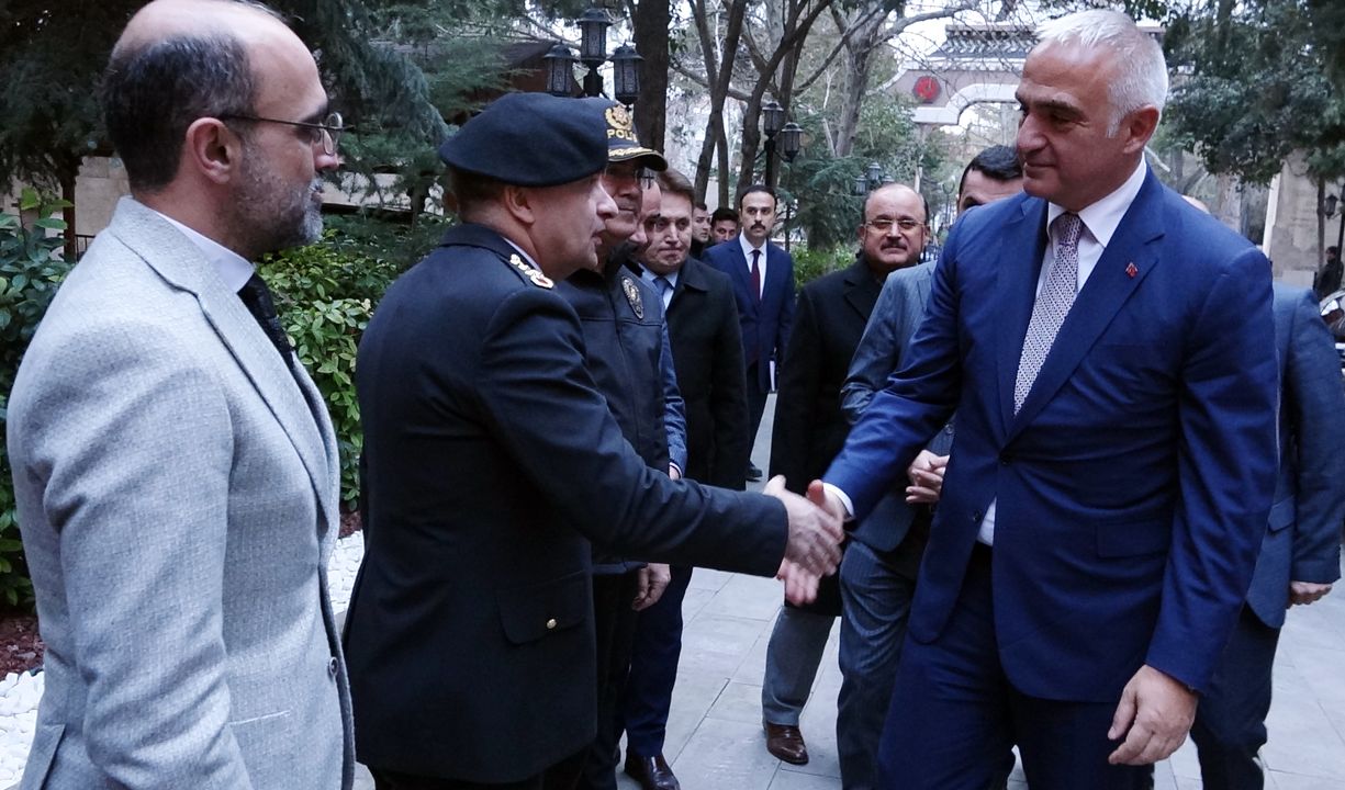 Bakan Ersoy Kibyra Ve Sagalassos Kazıları Hakkında Bilgi Aldı 2