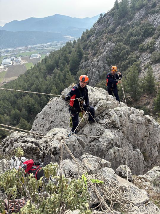 Bucak'taki Dağlık Alanda Keçi Kurtarma Operasyonu 2