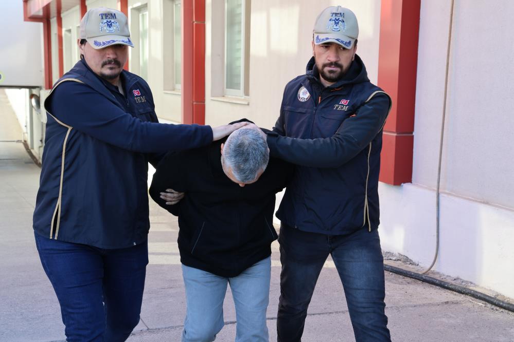 Komiserlik Sınavı Sorularını Sızdıran F*TÖ'cü Yakalandı