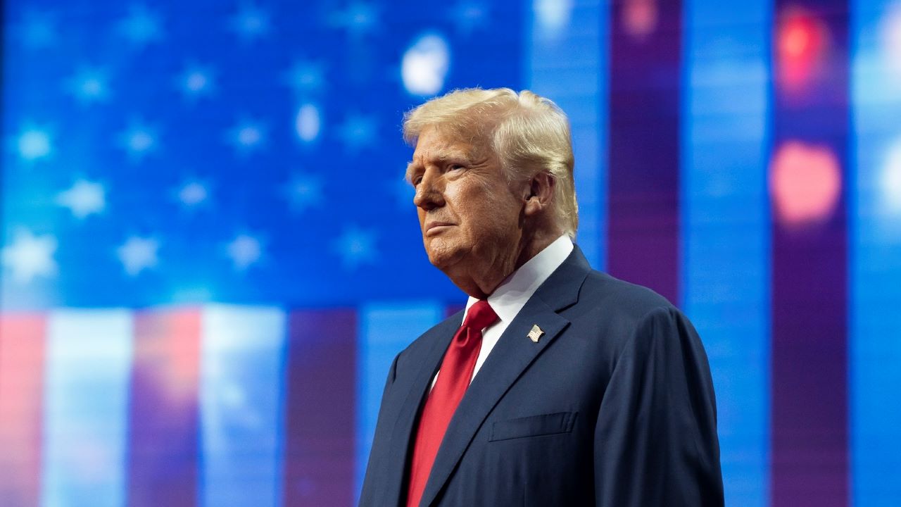 Trump'tan Zelenskiy'e Eleştiri Savaşı Bitirilmeliydi (2)