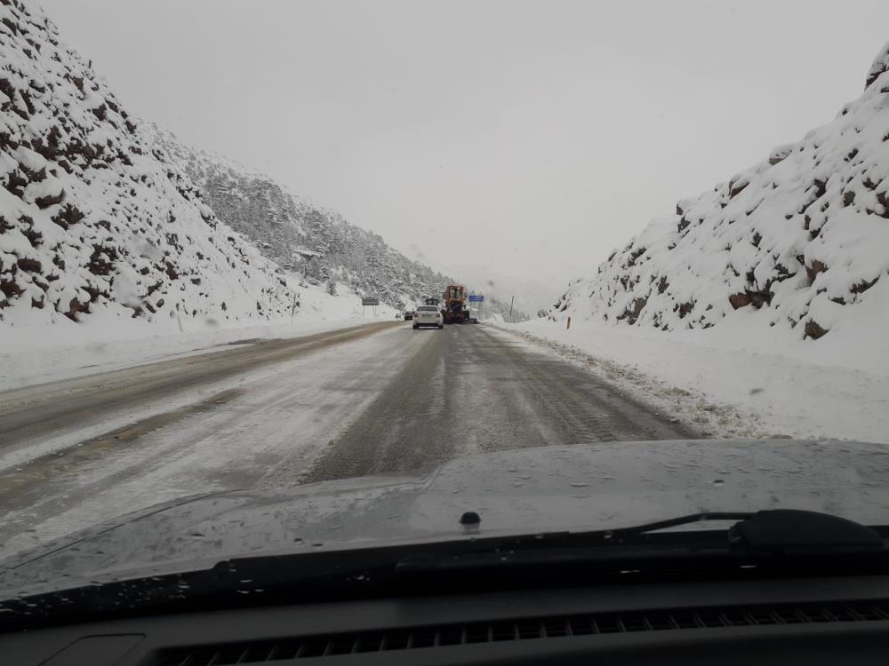 Antalya'da Kar ve Tipi Sonrası Kapatılan O Yol Trafiğe Açıldı