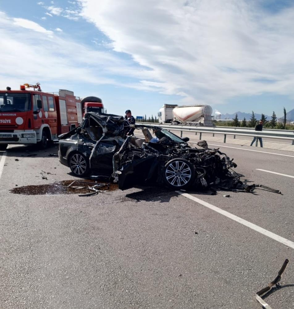 Antalyalı İş İnsanı Trafik Kazasında Hayatını Kaybetti