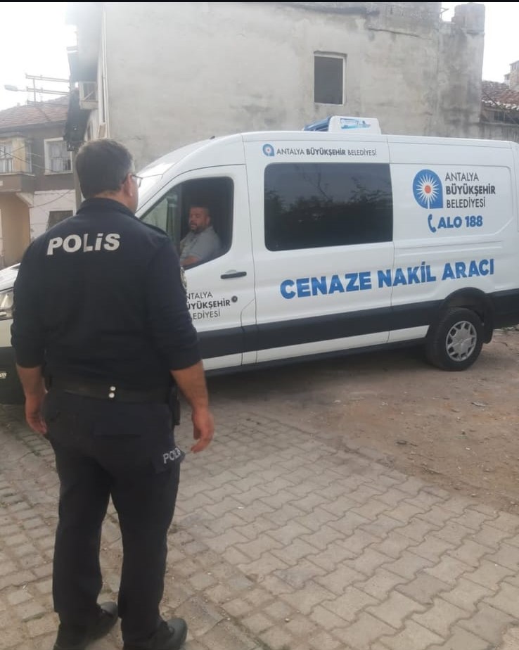 Balbey Muhtarı'ndan Acı Uyarı Yaşlı Yakınlarınızı Sık Sık Arayın 3