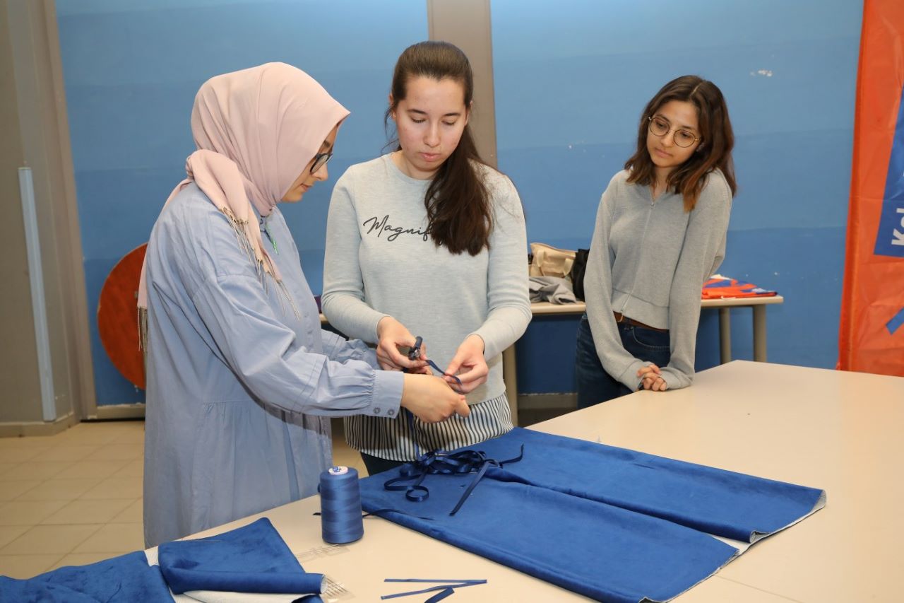 Akdeniz Üniversitesi Öğrencilerinden Anlamlı Etkinlik 2
