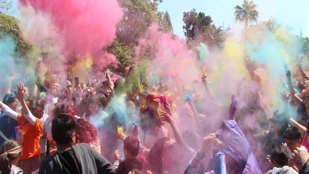 Adana’da Karnaval 7,5 Milyar Liralık Hacimle Göz Doldurdu 2
