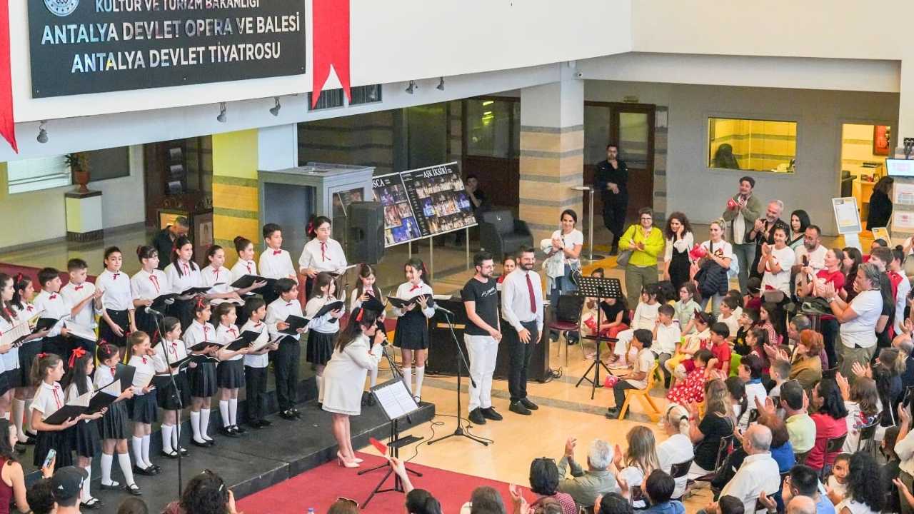 Antalya Dob Çocuk Korosu'ndan 23 Nisan'da İki Özel Şarkı   3