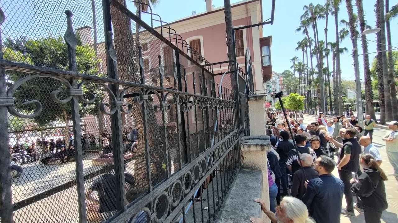 Antalya Lisesi'nde Öğrenciler Engellemeleri Böyle Aştı 4