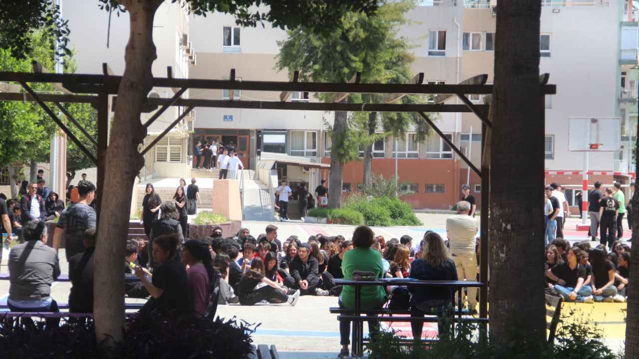 Antalya Lisesi'nde Öğrenciler Engellemeleri Böyle Aştı 7