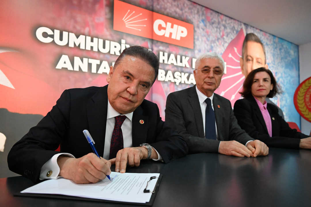 Antalya'da Ekrem İmamoğlu İmza Kampanyası Başladı 2