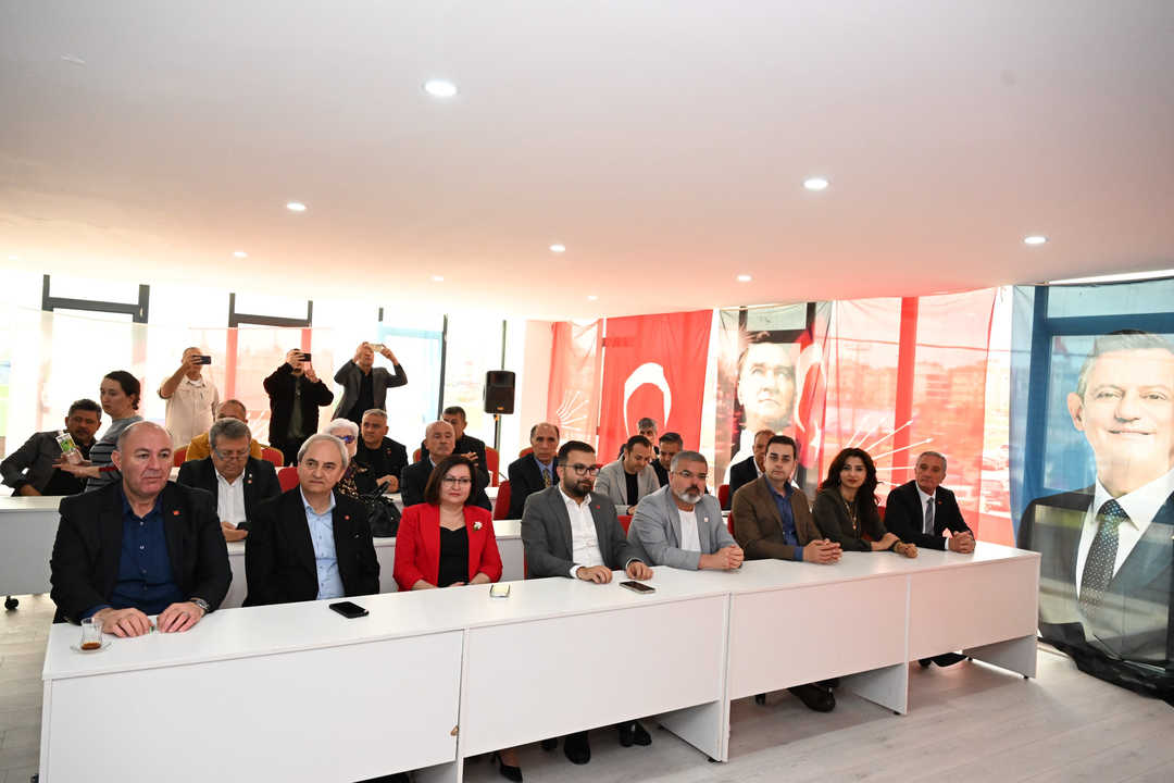 Antalya'da Ekrem İmamoğlu İmza Kampanyası Başladı 3