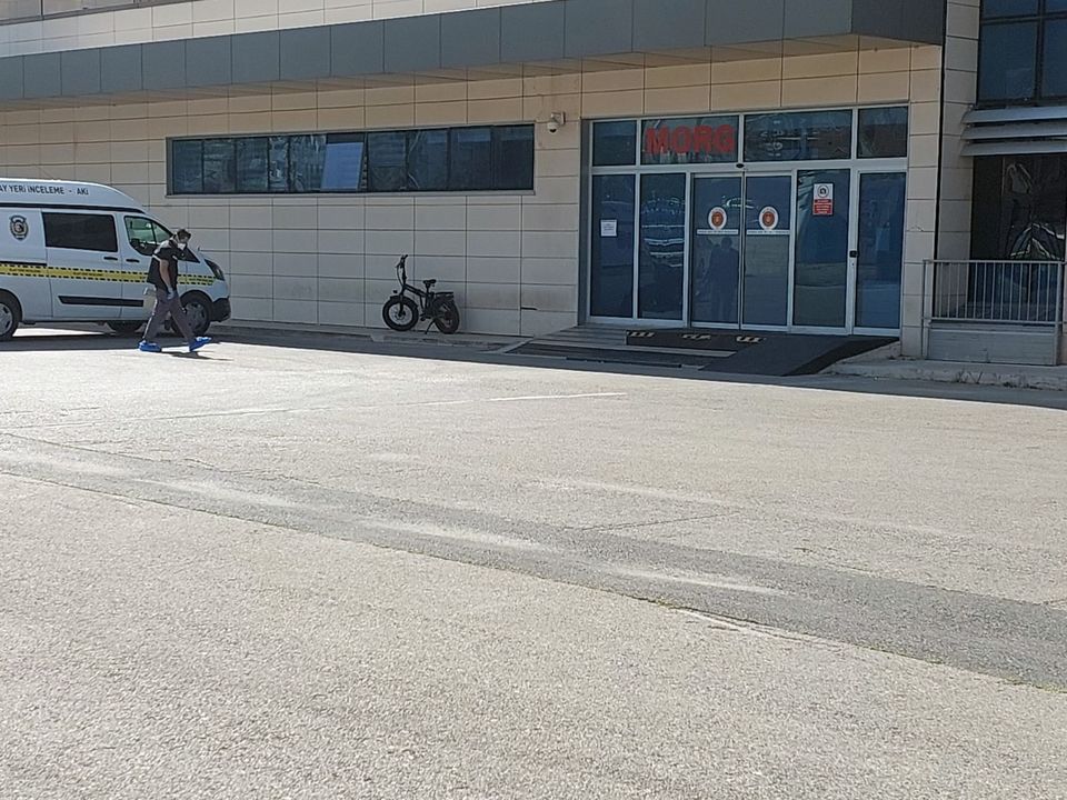 Antalya'da Eski Büyükşehir Genel Sekreter Yardımcısının Vurduğu Şahıs Hayatını Kaybetti 111