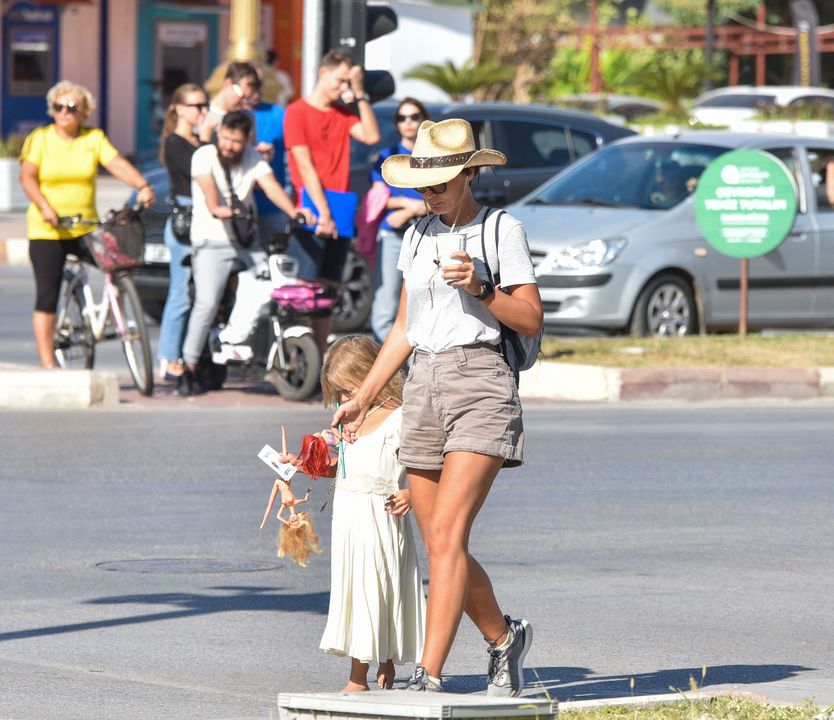 Antalya'daki Yabancı Sayısı Geriledi! Rusların Sayısı Ukraynalıların 2,5 Katı-1