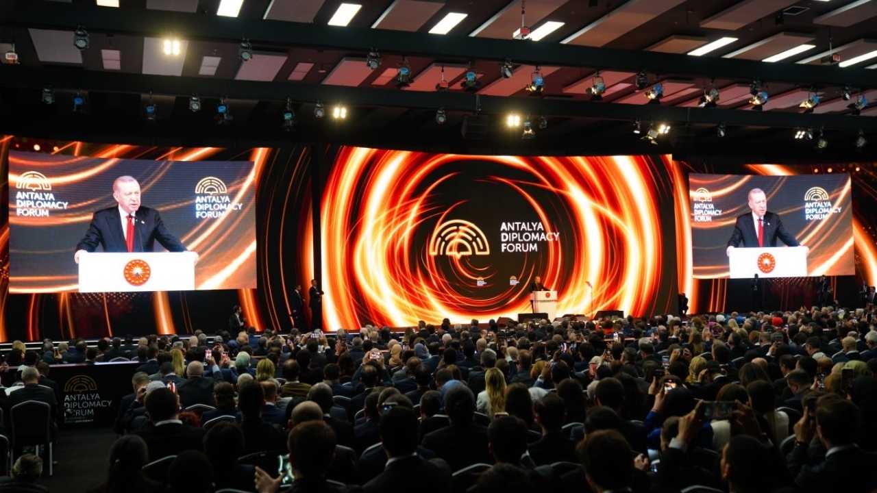 Avrupa Komisyonu Antalya Diplomasi Forumu’na Katılmayacak 3