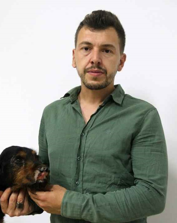 Burdur'da Araç Arkasında Sürüklenen Köpekler Tedaviye Alındı 2