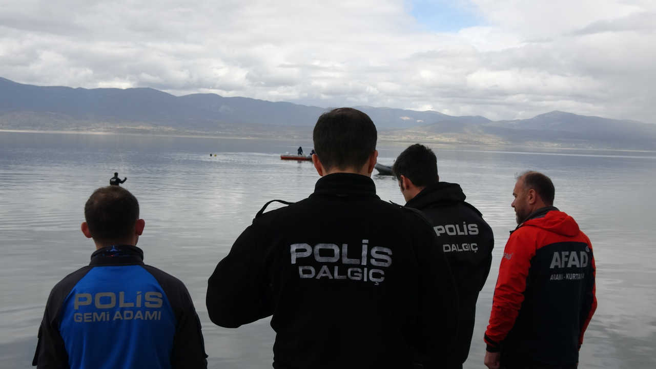 Burdur'da Kayıp Yaşlı Adam İçin 14 Dalgıç Polis Gölde! 3