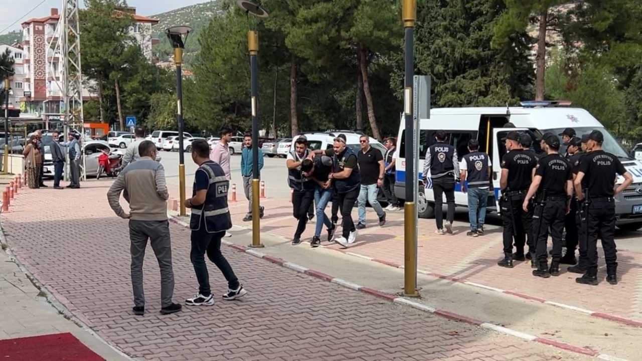 Burdur’da Kuzen Cinyeti2