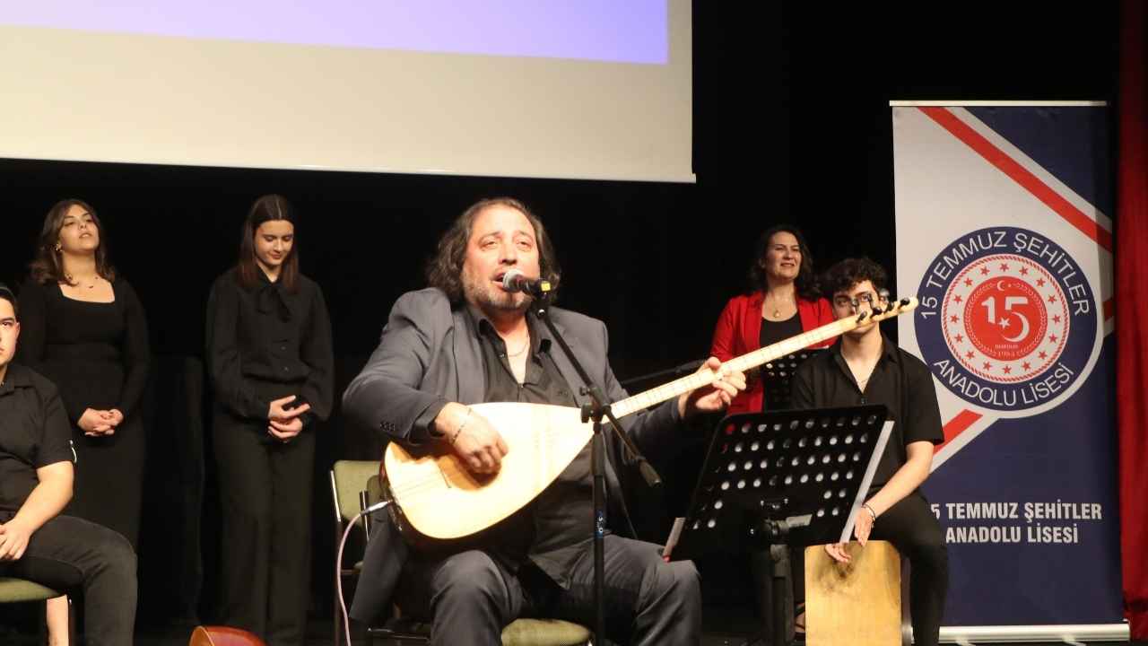 Burdur'da Lise Öğrencilerinden Muhteşem Konser 3