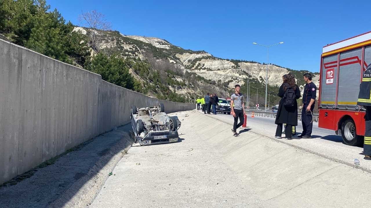 Burdur’da Şarampole Devrilen Araçta 4 Yaralı2
