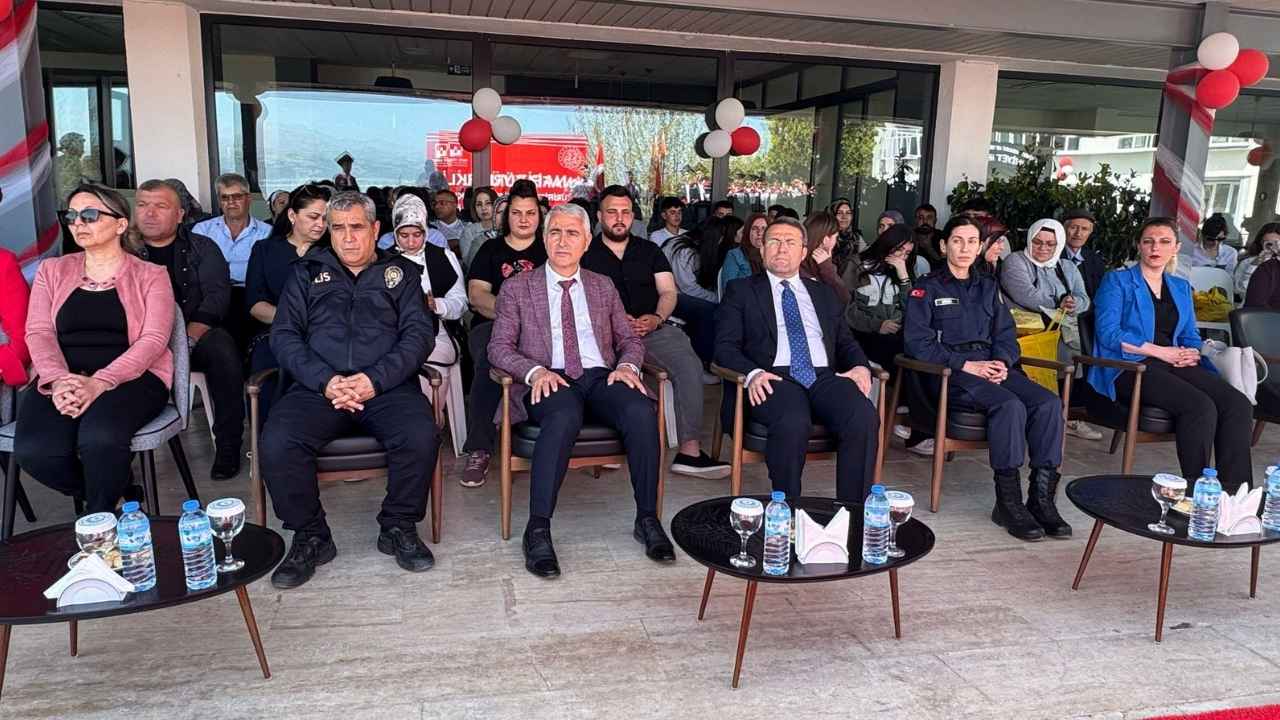 Eğirdir Nafiz Yürekli Turizm Mtal'de Mezuniyet Heyecanı 2