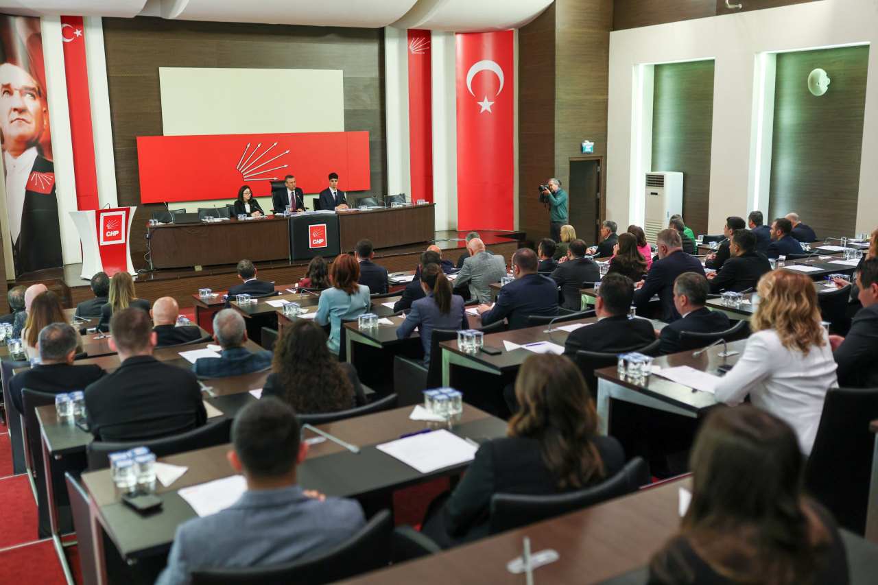 Chp Pm Üyeleri Özel Başkanlığında Toplandı 2