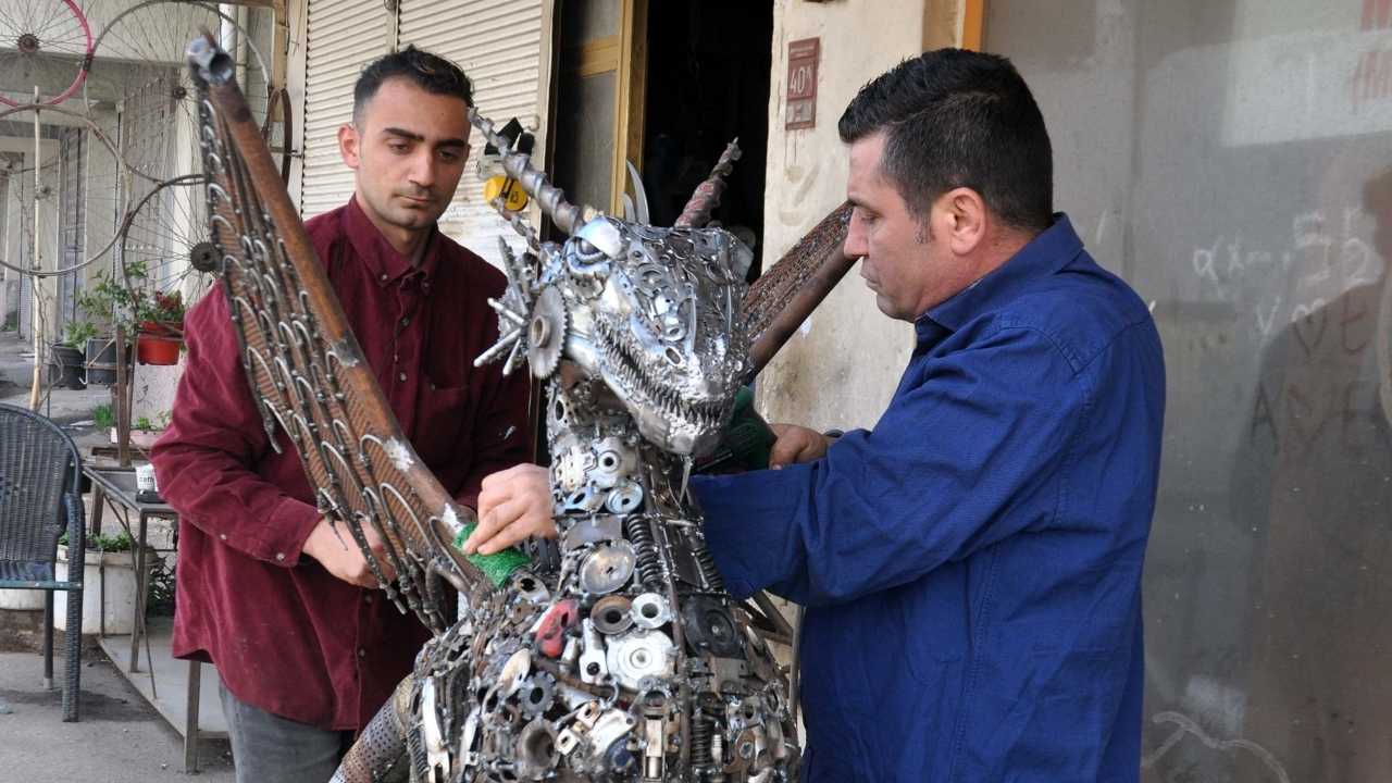 Hatay’da Hurdadan Ejderha Heykeli İşte Nedeni…2