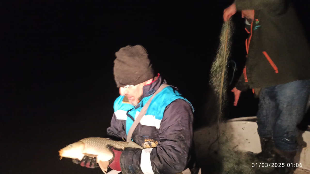 Isparta Kovada Gölü'nde Kaçak Sazan Avına Gece Baskını 2