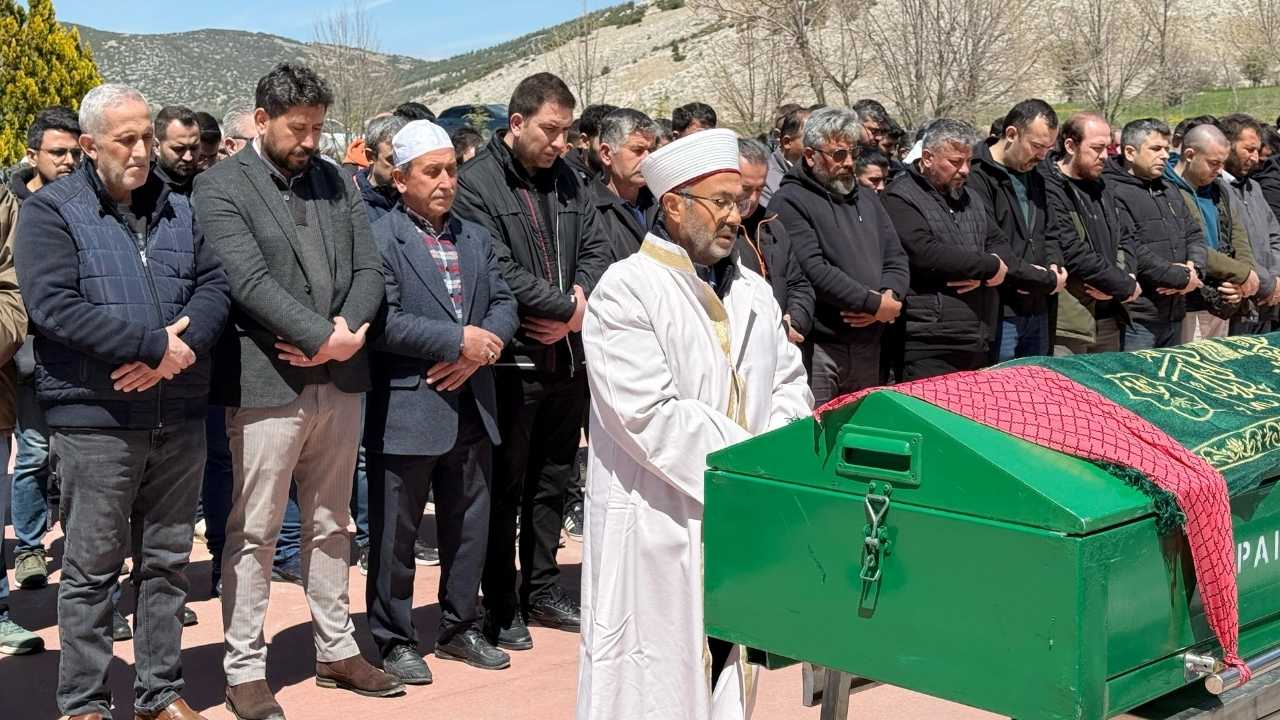 Isparta'da Kazada Ölen Genç Doçente Son Görev 3