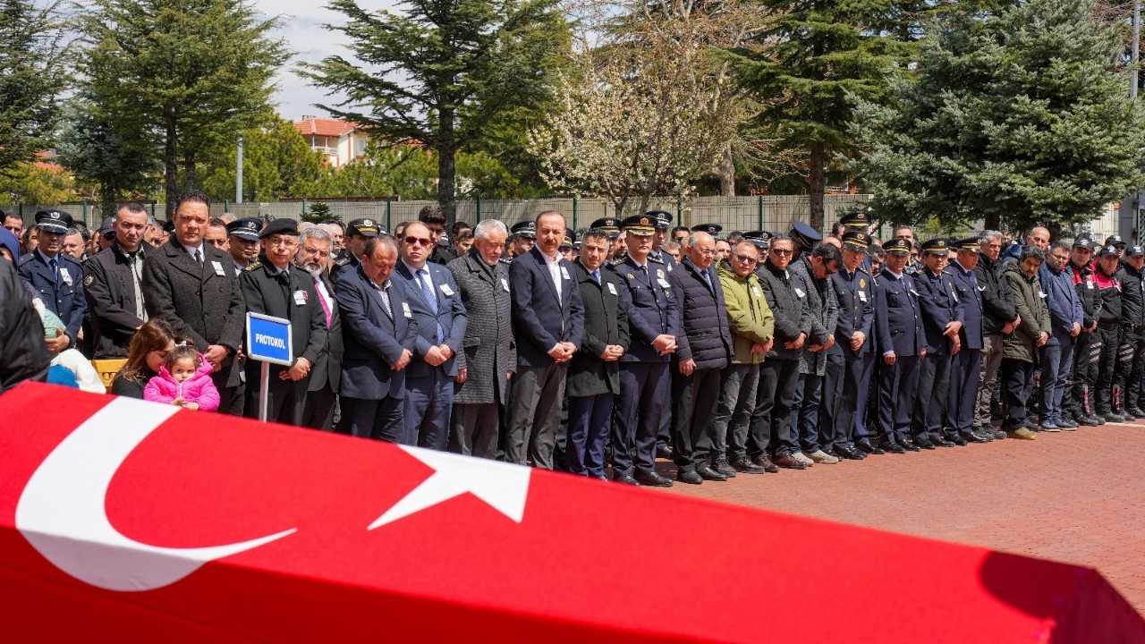 Isparta'da Vefat Eden Komiser Memleketine Uğurlandı 3