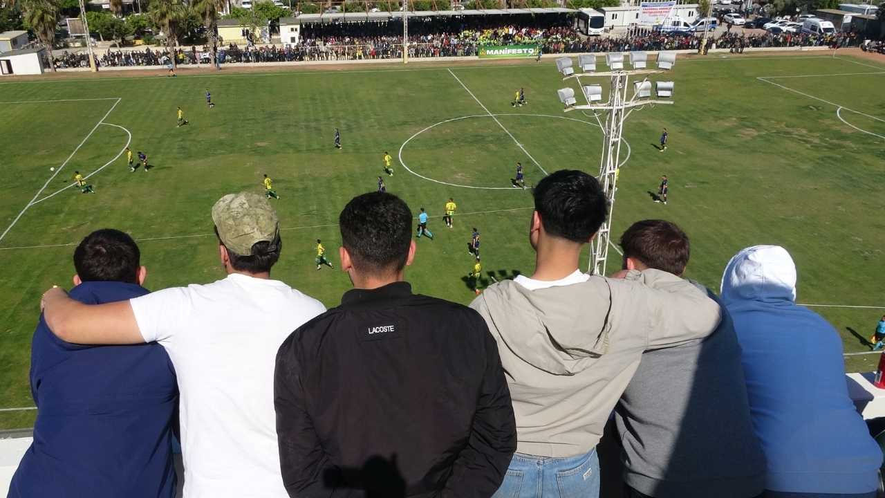 Mersin’de Amatör Maça Profesyonel İlgi2