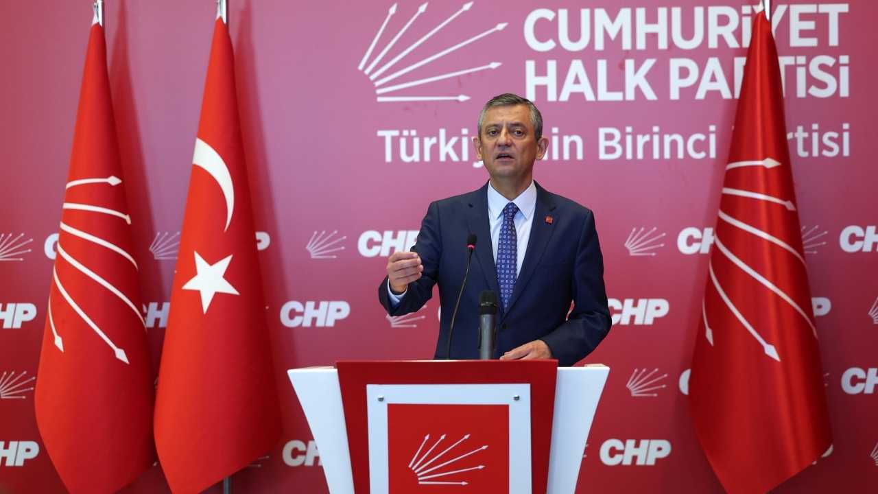 Özel, Bahçeli’yi İşaret Etti Rücu Ettiririm 2