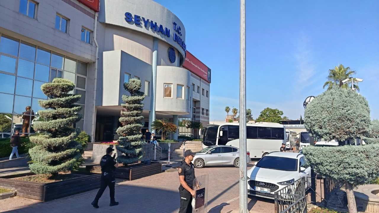 Adana’da İki Belediye Başkanına Operasyon3