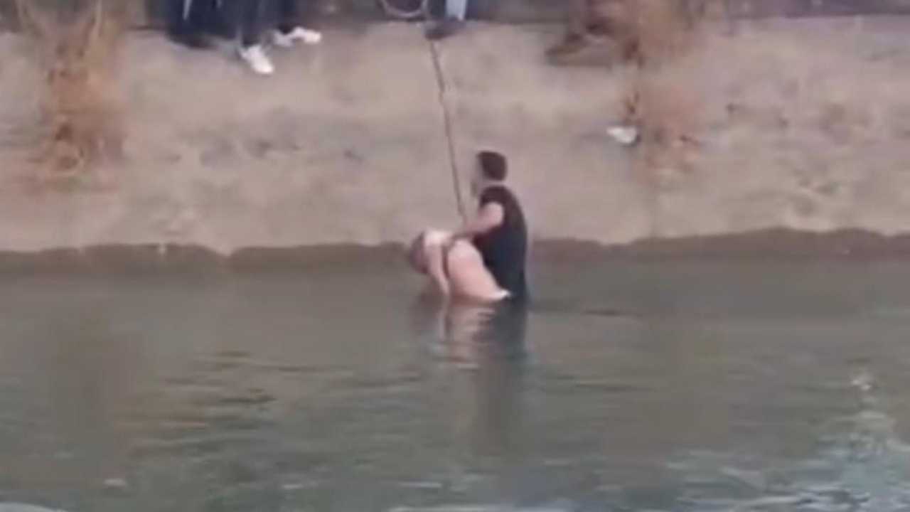 Adana’da Sulama Kanalına Düştü2