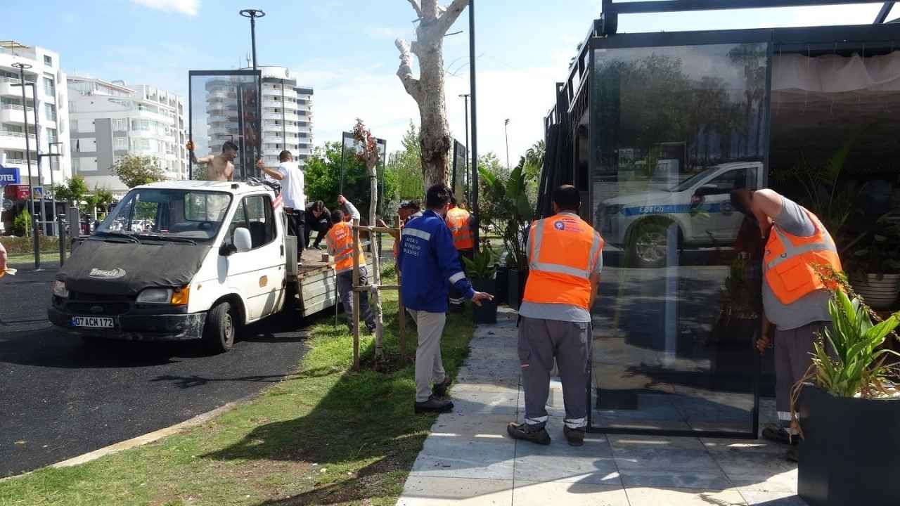 Antalya Konyaaltı Sahili’ndeki İşgallere Son İhtar! 2
