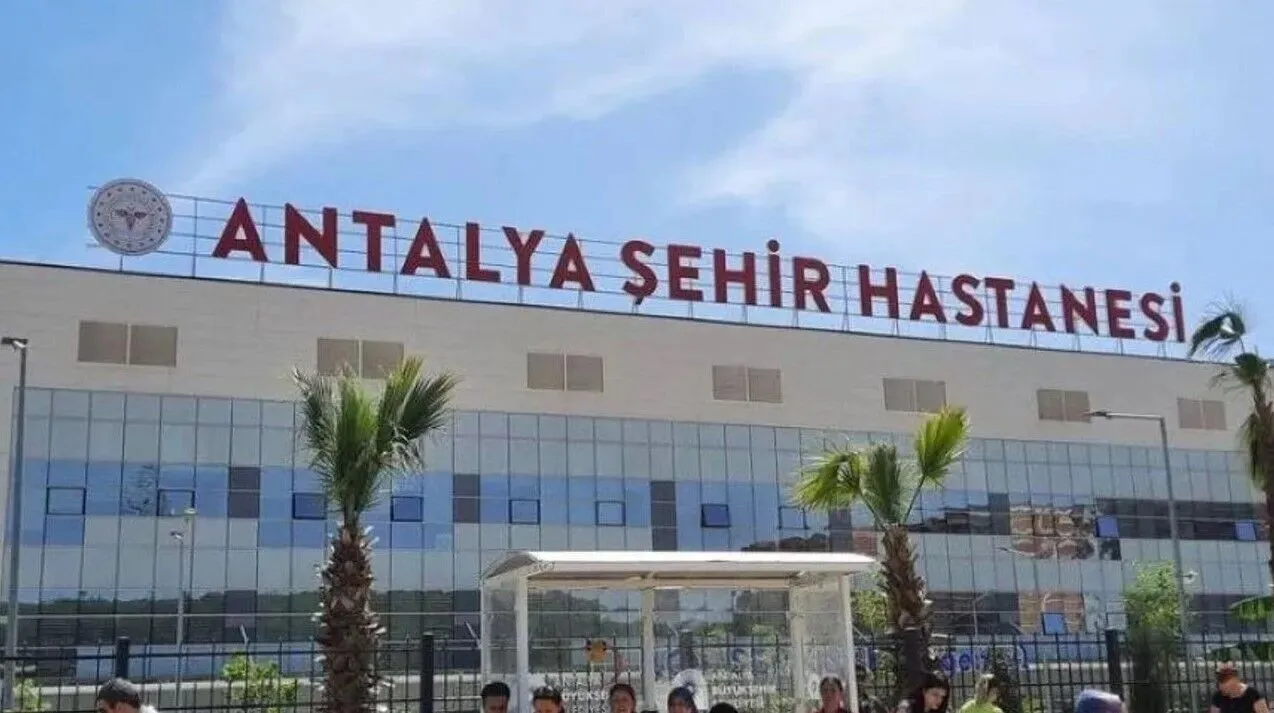 Antalya Şehir Hastanesi'ne Nasıl Gidilir Hangi Bölümler Var1 (2)