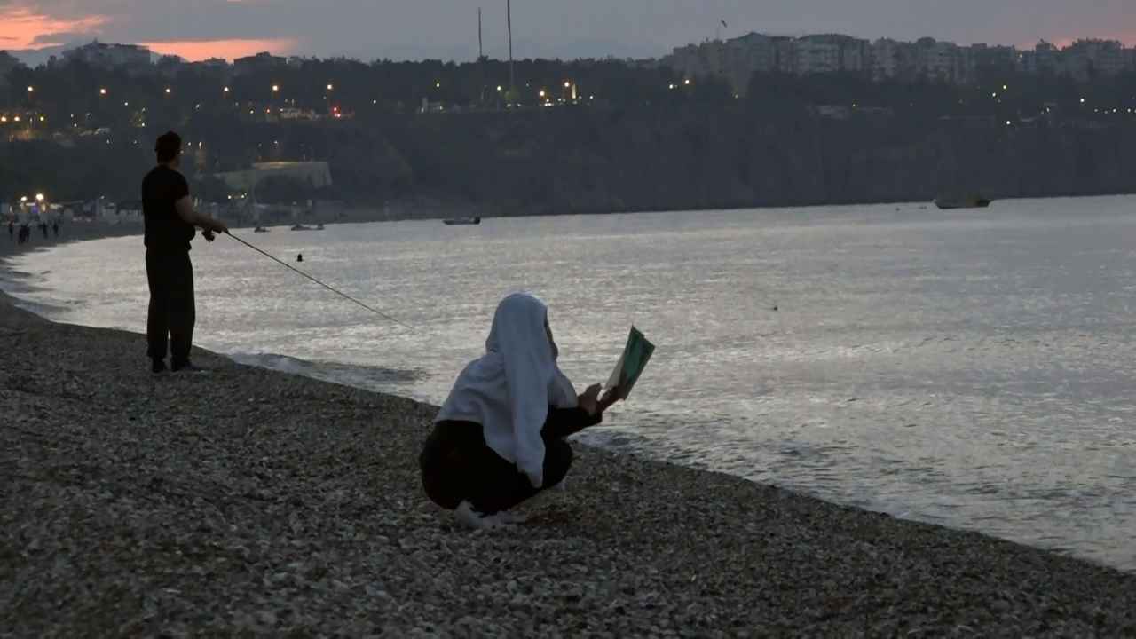 Antalya’da Hıdırellez! Dilekler Düden Şelalesi Ve Konyaaltı’nda Denizle Buluştu 4