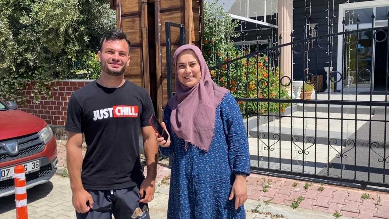 Antalya’da Turistten Örnek Davranış2