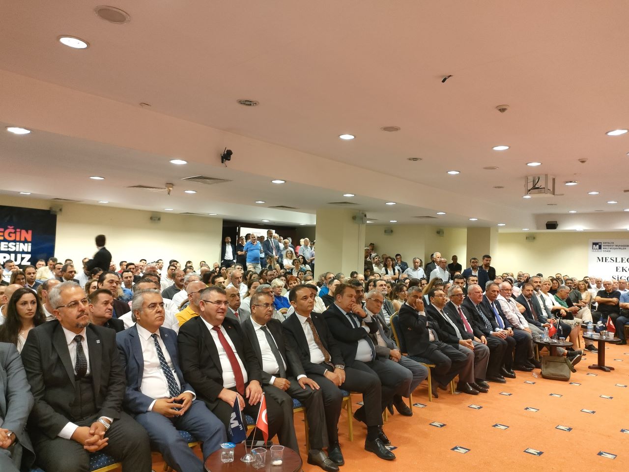 ASMO Olağanüstü Seçimli Genel Kurulu'nda Gergin Anlar!