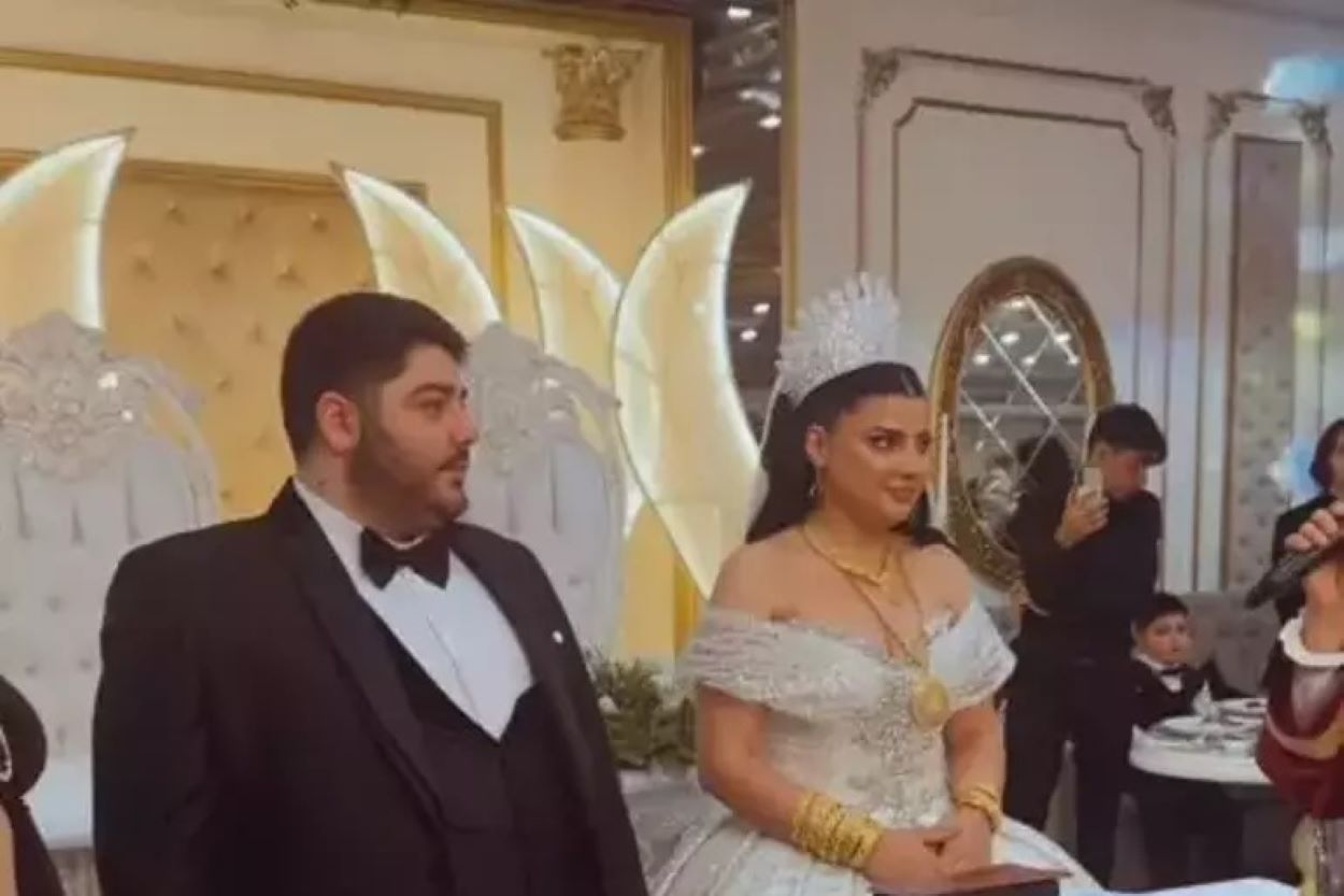 Burak Can Evlendi, Baba Murat Övüç Altın Şov Yaptı12