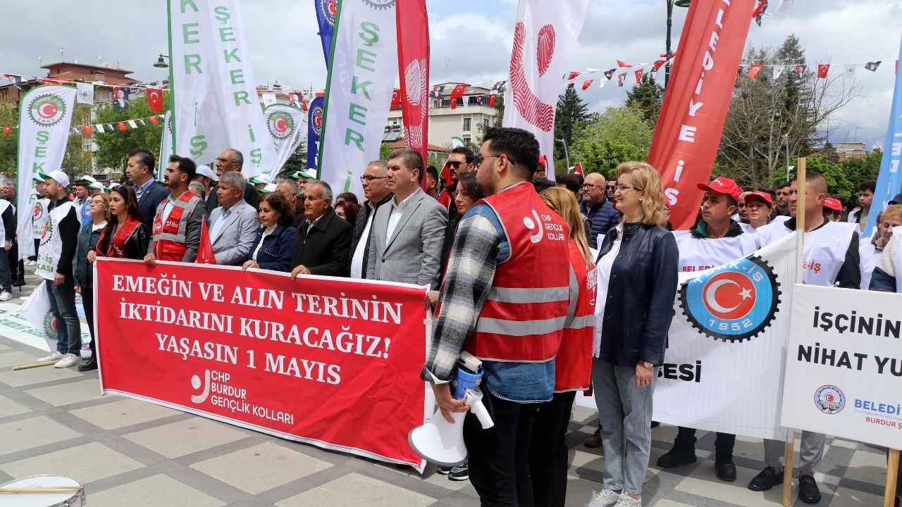 Burdur'da 1 Mayıs Emek Ve Dayanışma Günü Kutlandı 3