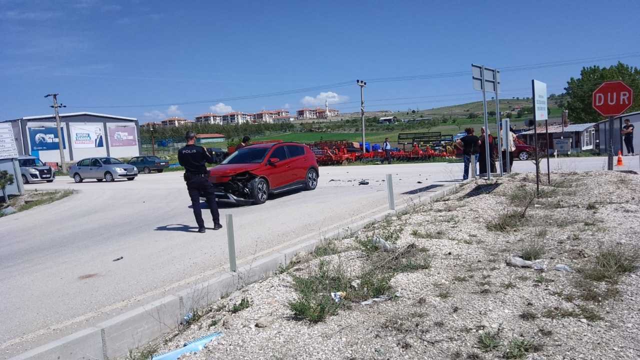 Burdur'da Trafik Kazasında Genç Can Yitip Gitti 2