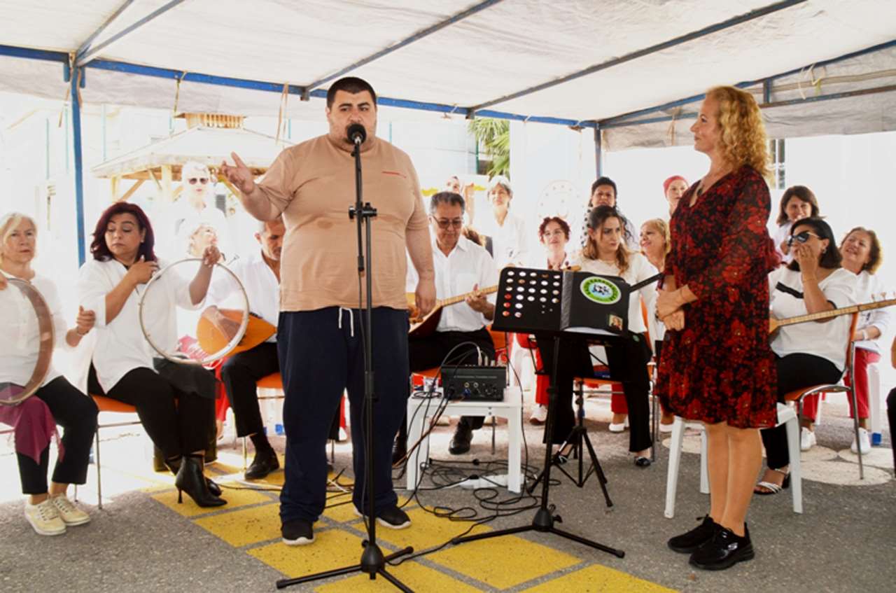 Antalya’da Anneler Günü Ve Hıdırellez Türkülerle Kutlandı 1