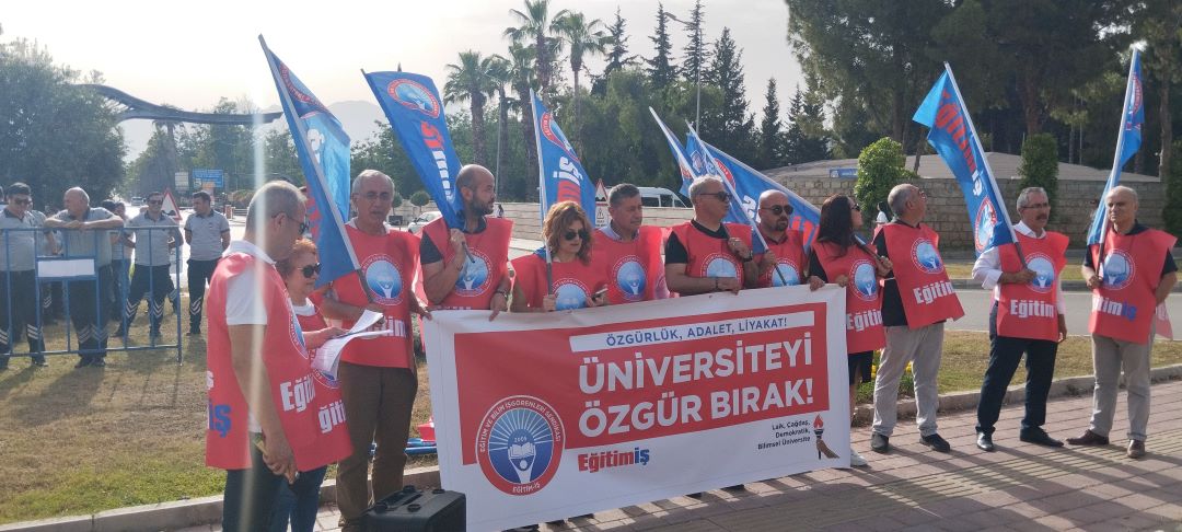 Eğitim İş Antalya Akp Üniversitelileri Düşman Görüyor 2